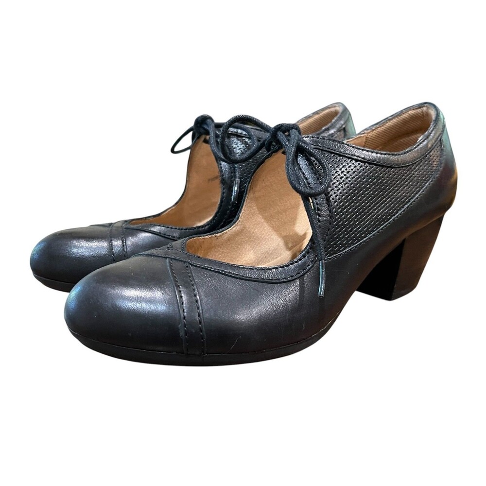 Comfortiva Black Leather Lace-up Mary-Jane Pumps  Size 7.5  Career Date Night